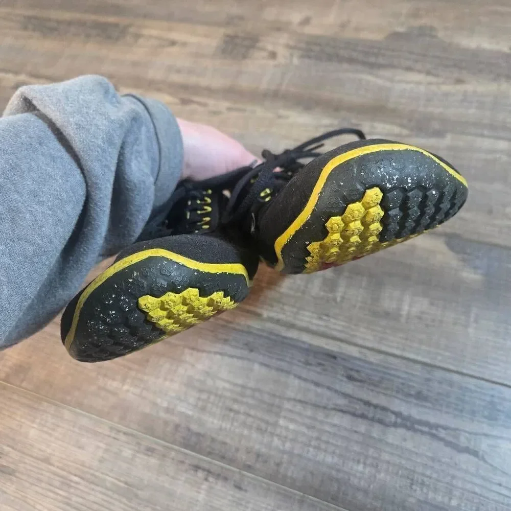 Vivobarefoot Neo Midfoot running shoes sneakers size 10 men's black yellow